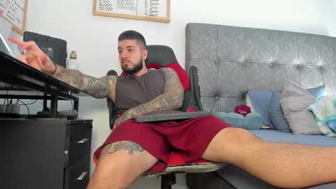 vyxen_ online show from 03.11.26