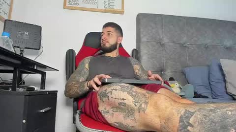 vyxen_ online show from 03.30.26