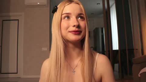 Snapshot of w1xll chatting on 03.29.26 Nana online show from 03.29.26