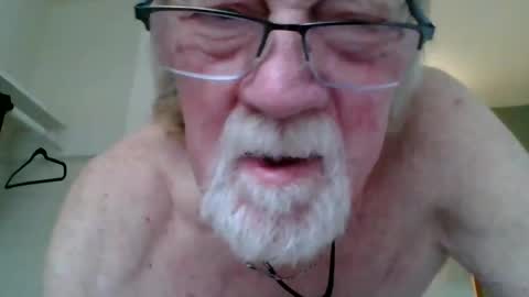 Snapshot of w3llbit chatting on 12.03.24 w3llbit online show from 12.03.24