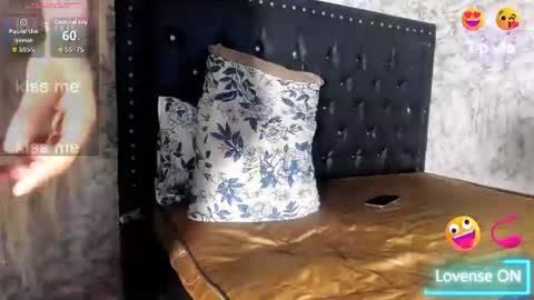 Snapshot of wakanda671501 chatting on 06.29.26 Jhon online show from 06.29.26