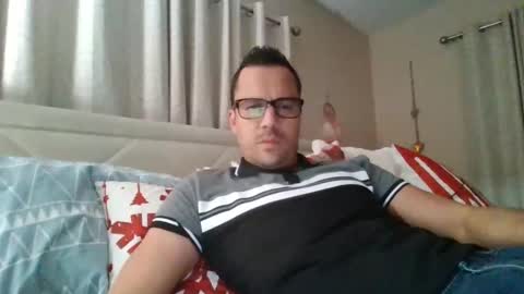 Snapshot of wakandalive chatting on 12.20.24 wakandalive online show from 12.20.24