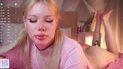  Lina online show from 04.19.26