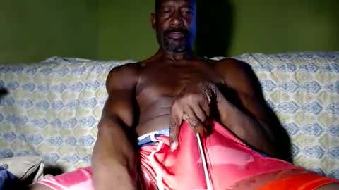 Snapshot of waleswusup chatting on 01.08.25 Champion Lover online show from 01.08.25