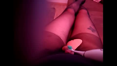 Snapshot of walex0900 chatting on 12.05.25 walex0900 online show from 12.05.25