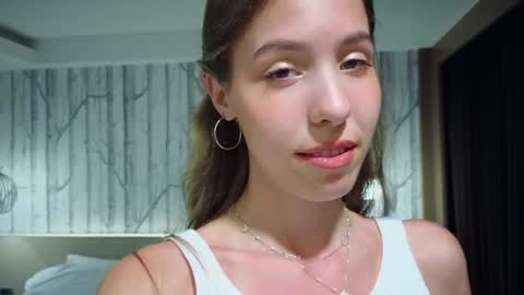 Snapshot of wanda_robinson chatting on 01.25.25 Wendy. Hello Honeys Ill see you 2nd 5th 7th this week love you3 online show from 01.25.25