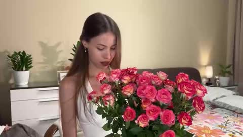 Snapshot of wanda_robinson chatting on 09.08.25 Wendy. Hello Honeys Ill see you 2nd 5th 7th this week love you3 online show from 09.08.25