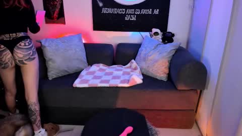   online show from 02.01.26