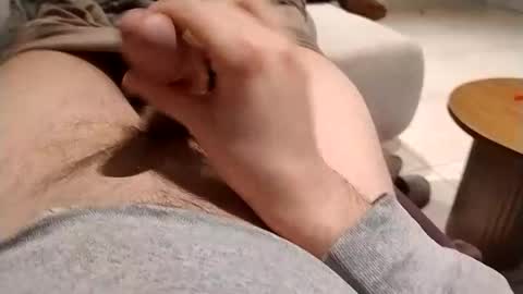 Snapshot of wanderwalter chatting on 01.06.26 Romain online show from 01.06.26