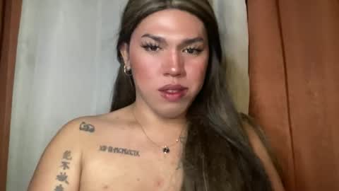 Snapshot of wanna_bewithyouxxx chatting on 04.11.26 LIZA online show from 04.11.26