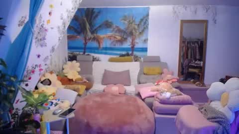 Snapshot of wannafeelitall chatting on 10.16.25 Emilia inst online show from 10.16.25