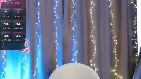 Snapshot of want_emma chatting on 11.23.25 Emma online show from 11.23.25