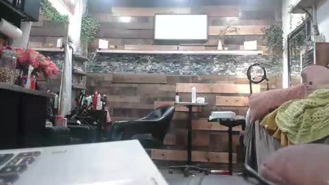 wantmymantofukme online show from 10.16.25