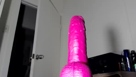 Snapshot of wantsum2night chatting on 01.05.25 wants online show from 01.05.25