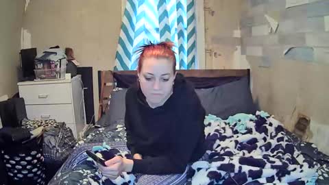 warwhore24 online show from 12.31.24