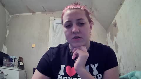 warwhore24 online show from 01.27.25