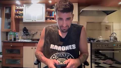 wearetwo online show from 12.22.25