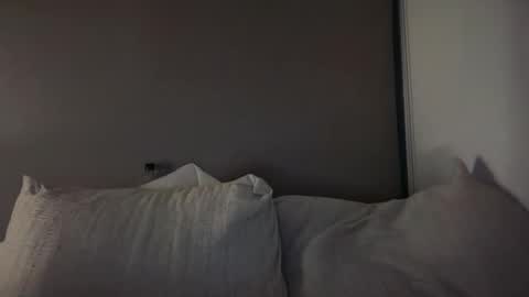 Watch your Bae online show from 04.16.26