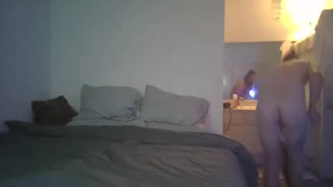 Snapshot of watersports25 chatting on 03.04.26 Sunny online show from 03.04.26