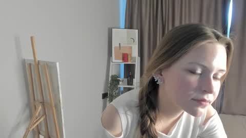 Snapshot of wavaprestwood chatting on 02.23.26 Lola online show from 02.23.26