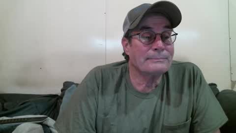 Snapshot of wbfarm chatting on 01.09.26 WB Farm online show from 01.09.26