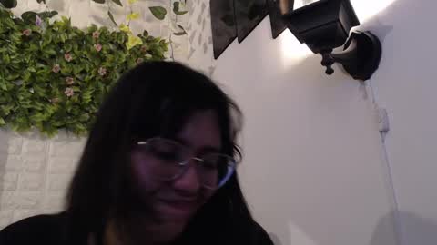 Trixie 3 online show from 02.28.25