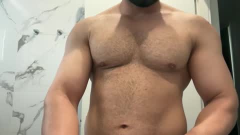 Snapshot of weaponx1 chatting on 11.08.25 Weapon X online show from 11.08.25