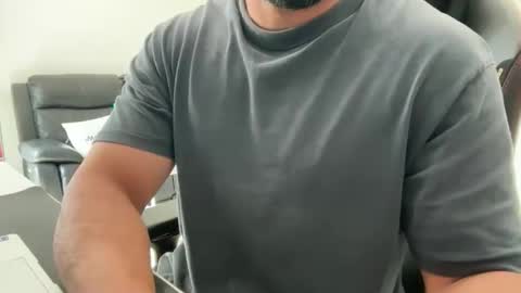 Snapshot of weaponx1 chatting on 11.19.25 Weapon X online show from 11.19.25