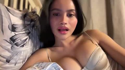 Maggie online show from 11.23.25