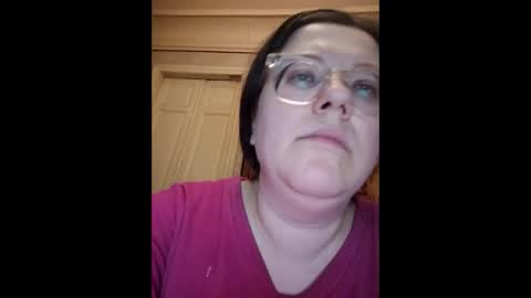 Snapshot of webgirl2 chatting on 04.16.26 Marina online show from 04.16.26
