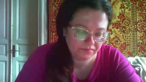 Snapshot of webgirl2 chatting on 04.17.26 Marina online show from 04.17.26
