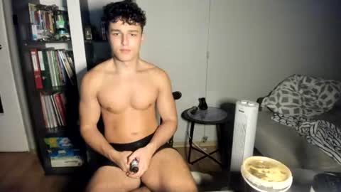 wee_willy_winky online show from 06.24.26