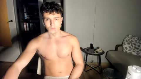 wee_willy_winky online show from 06.24.26