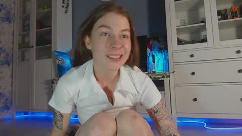 Snapshot of weed_princesss chatting on 12.26.24  moon  online show from 12.26.24