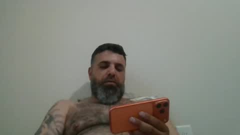 Snapshot of weezy210 chatting on 06.12.26 Weezy online show from 06.12.26