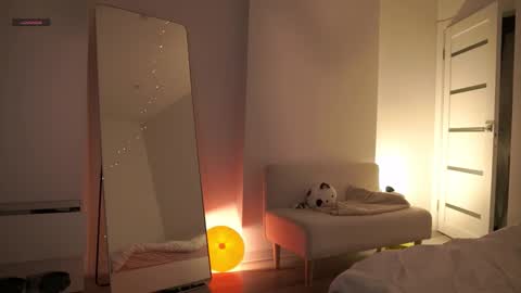 Maya online show from 03.22.26