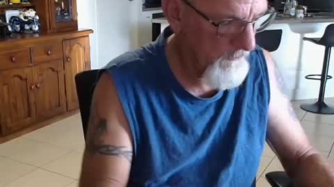 Wellhelloo online show from 02.20.26