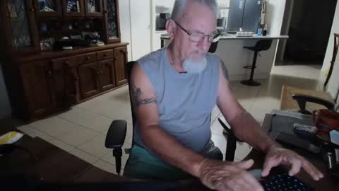 Wellhelloo online show from 02.22.26