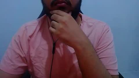 Snapshot of wellingtont chatting on 12.14.25 wellingtont online show from 12.14.25