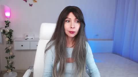 Wendi Foster online show from 12.17.24