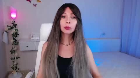 Wendi Foster online show from 02.10.25