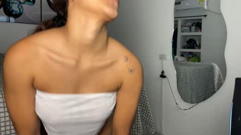 Wendy Alex online show from 10.28.25