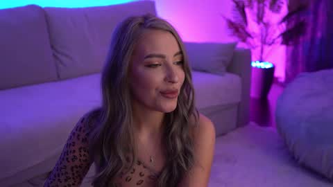 Wendy online show from 02.23.25