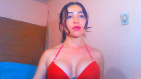 Snapshot of wenndy_ardent chatting on 01.11.25 TaTis online show from 01.11.25