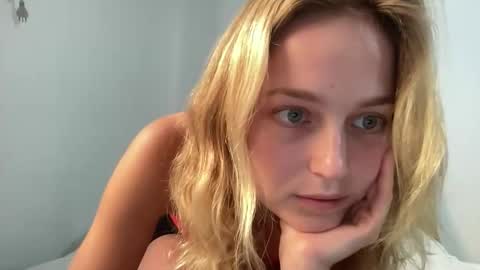 Snapshot of wenus_ss chatting on 03.01.26 wenus_ss online show from 03.01.26