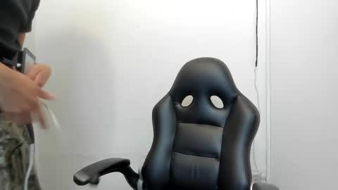 Snapshot of wes_gibbings chatting on 01.19.26 WES online show from 01.19.26