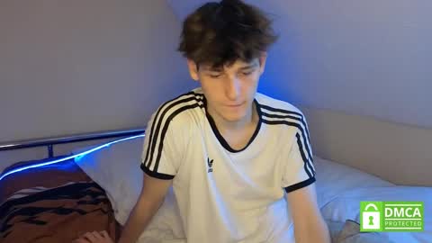 Snapshot of wesides chatting on 09.13.25 Dima and Alex online show from 09.13.25