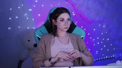 little girl who is always rightLisa online show from 12.20.24