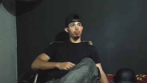 Snapshot of wesley_77 chatting on 03.01.26 wesley_77 online show from 03.01.26