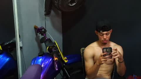 wesley_77 online show from 03.31.26